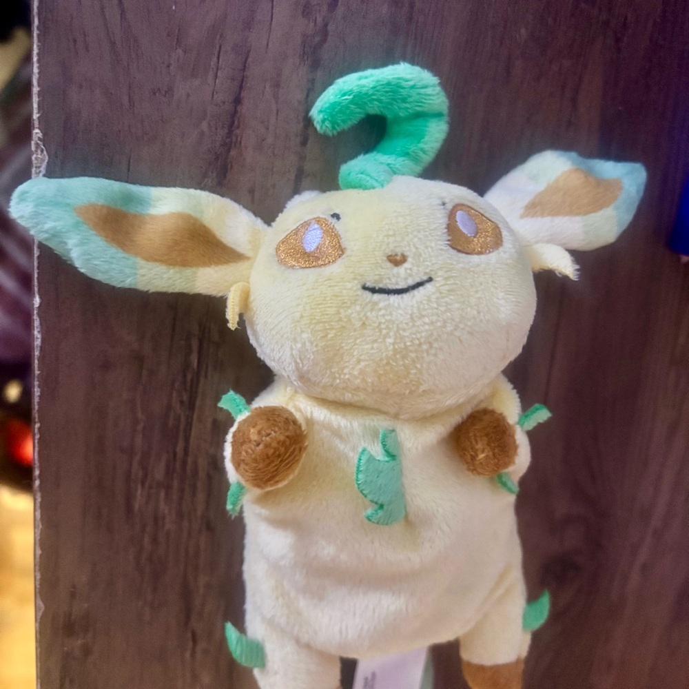 Pokémon Center Leafeon Kuttari Cutie Plush 🌿 2015 Eeveelution Rare